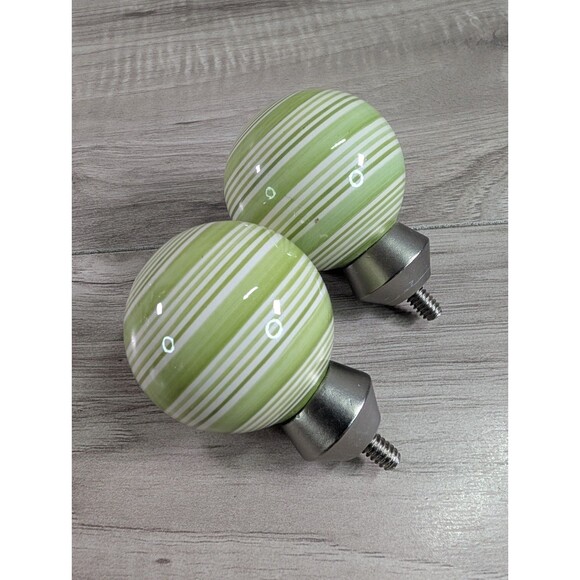 Lot of 8 Pottery Barn Green and White Swirl Curtain Finials + Drapery Tie Backs - Picture 4 of 14